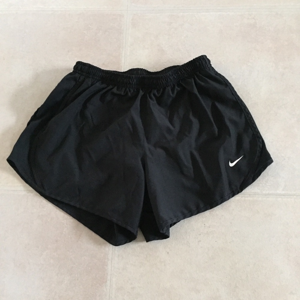 Nike Dri-Fit Shorts (xs)
